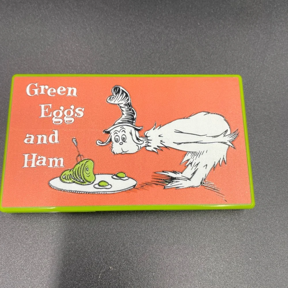 I Heart Revolution x Dr. Seuss Green Eggs and Ham Shadow Palette